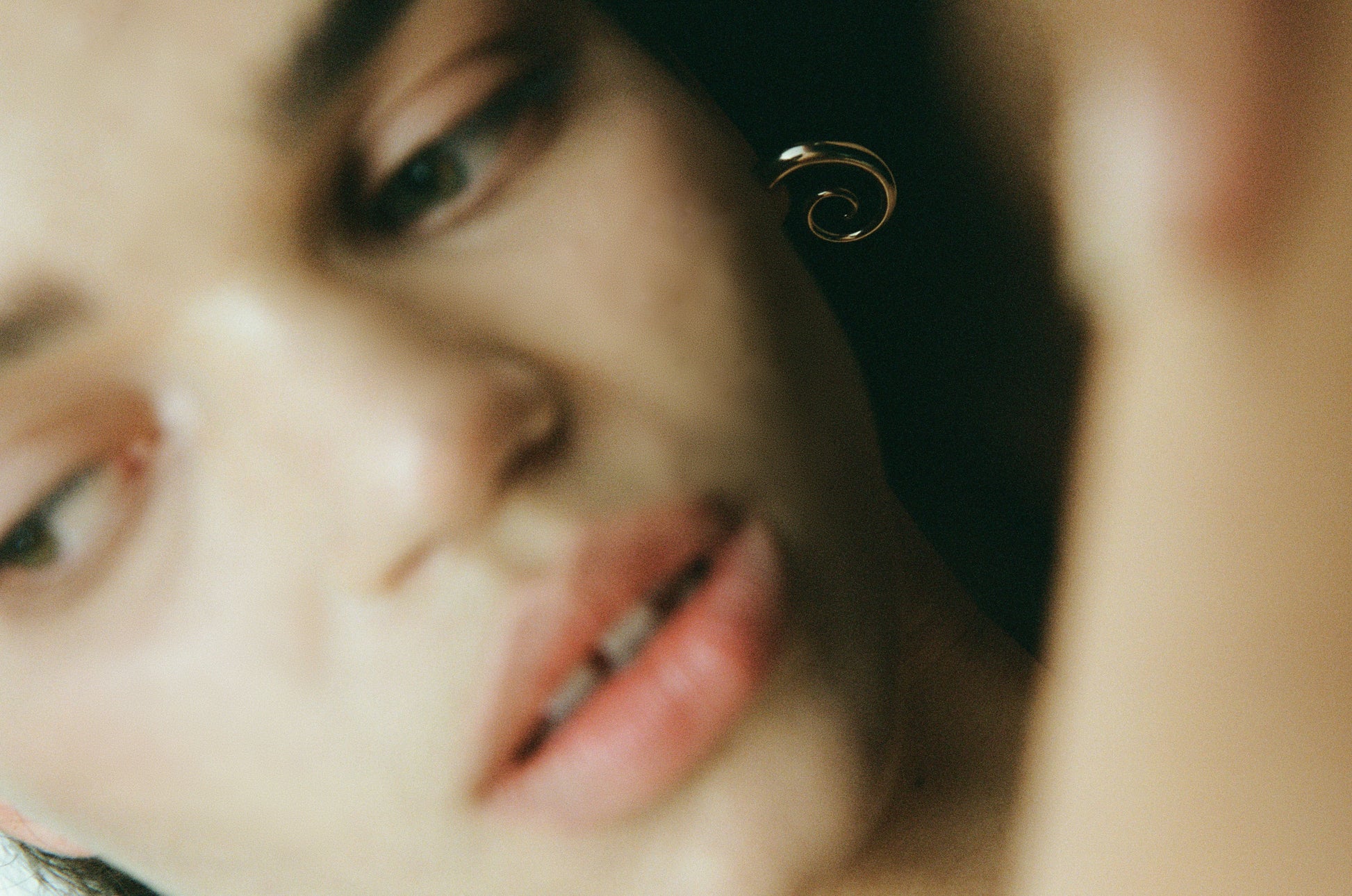 RIVERLAKE snail earrings featuring detailed shells and a whimsical design, perfect for nature lovers.