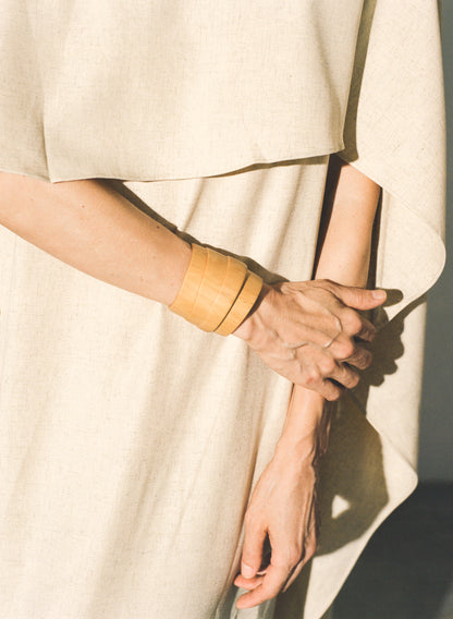 RIVERLAKE Strata Cuff in Boxwood, featuring a smooth green finish and distinctive textured design.