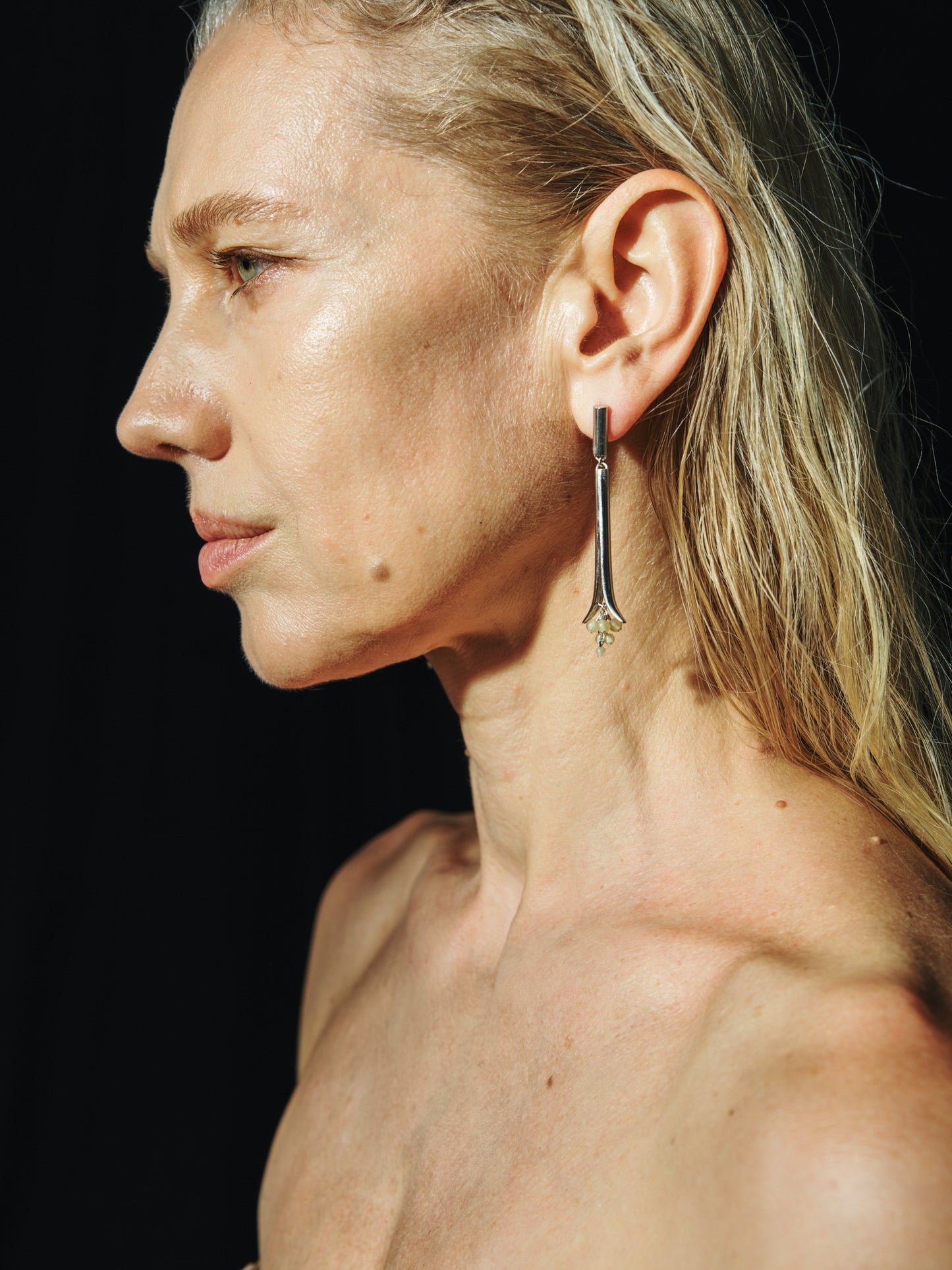 Oasis earrings made of sheep horn by RIVERLAKE, showcasing an elegant, natural design with unique textures.