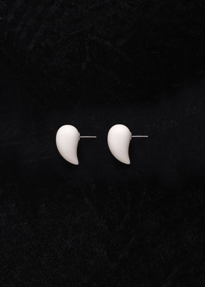 Small antler fang earrings by RIVERLAKE, featuring a delicate design with a natural finish.