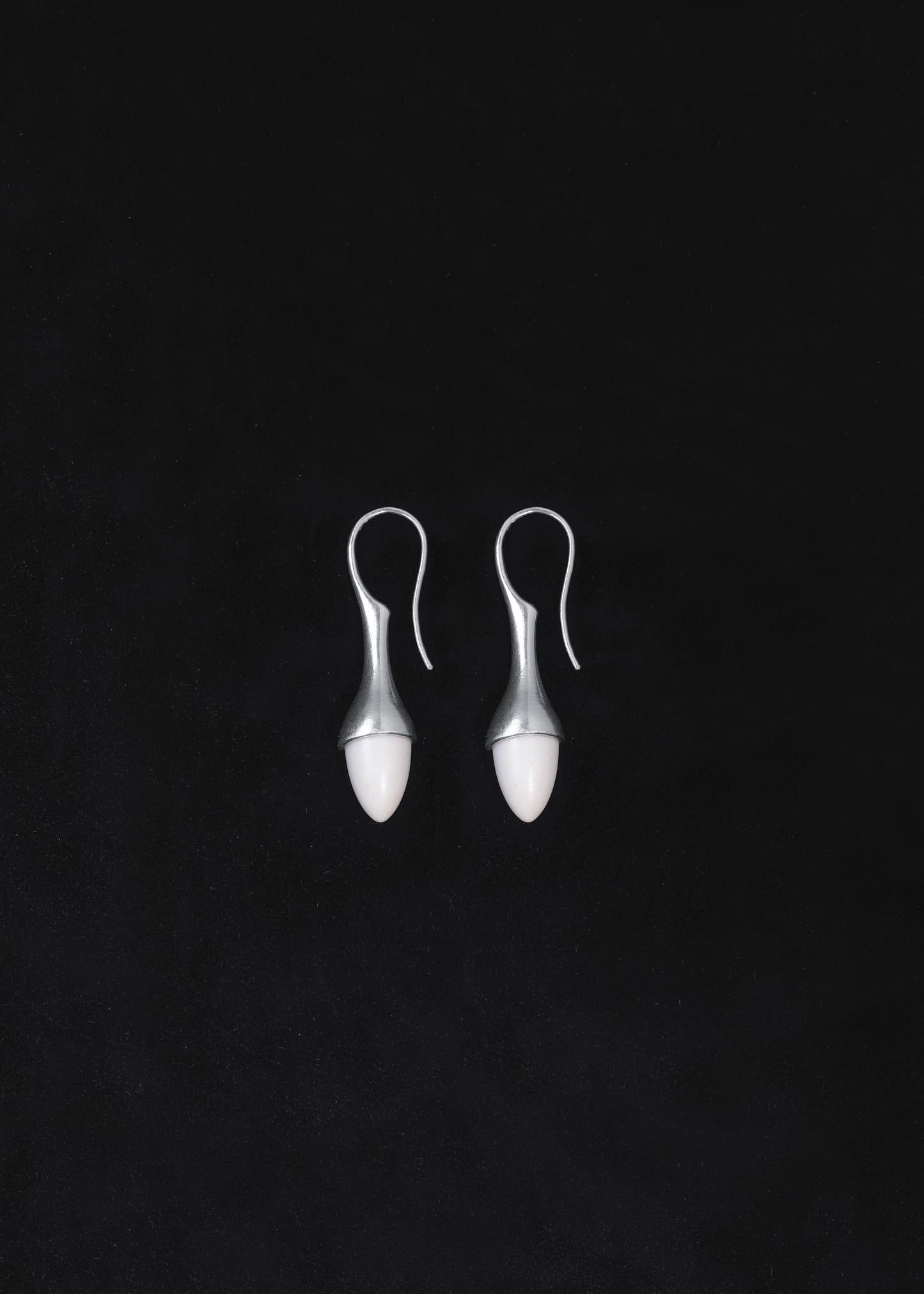 RIVERLAKE Dewdrop Earrings in Antler with elegant design and subtle color, perfect for adding a touch of nature-inspired style.