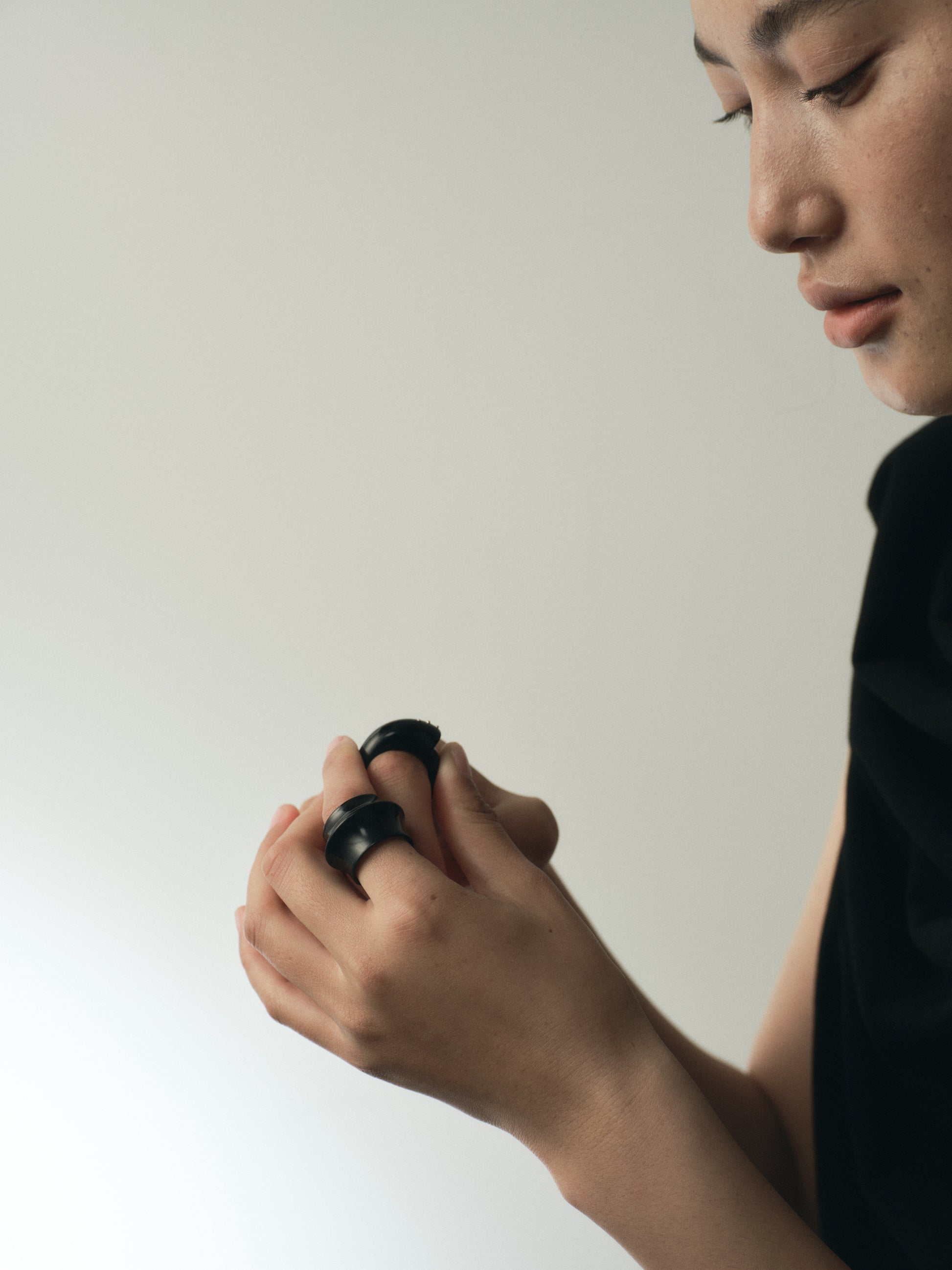 Simple Ridge Ring in black buffalo horn by RIVERLAKE, showcasing a smooth, modern design with a natural finish.