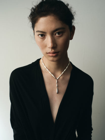 RIVERLAKE Spring Necklace made of black buffalo horn, featuring a unique and elegant design.