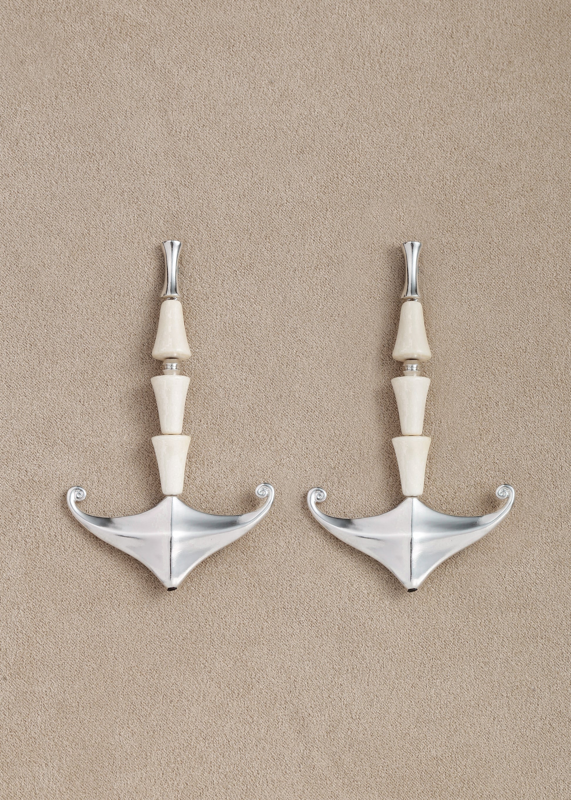 RIVERLAKE anchor earrings featuring a unique antler design, showcasing intricate details and a stylish finish.